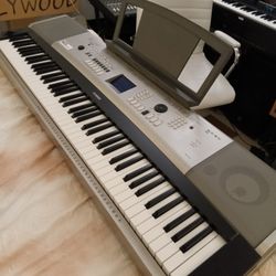 Yamaha YPG 535 With Stand 