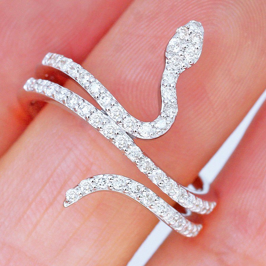"Trendy Snake Shiny Finger Rings for Women/Man, PD101
 
 