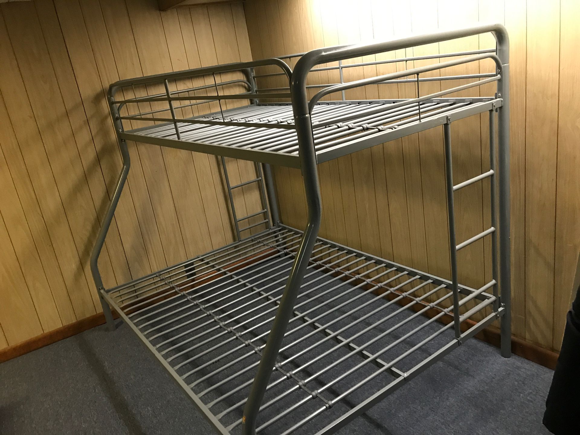 Twin-Over-Full Bunk Bed with metal frame & ladder