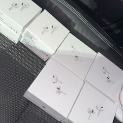 Airpods Gen 2s and Gen 4s 