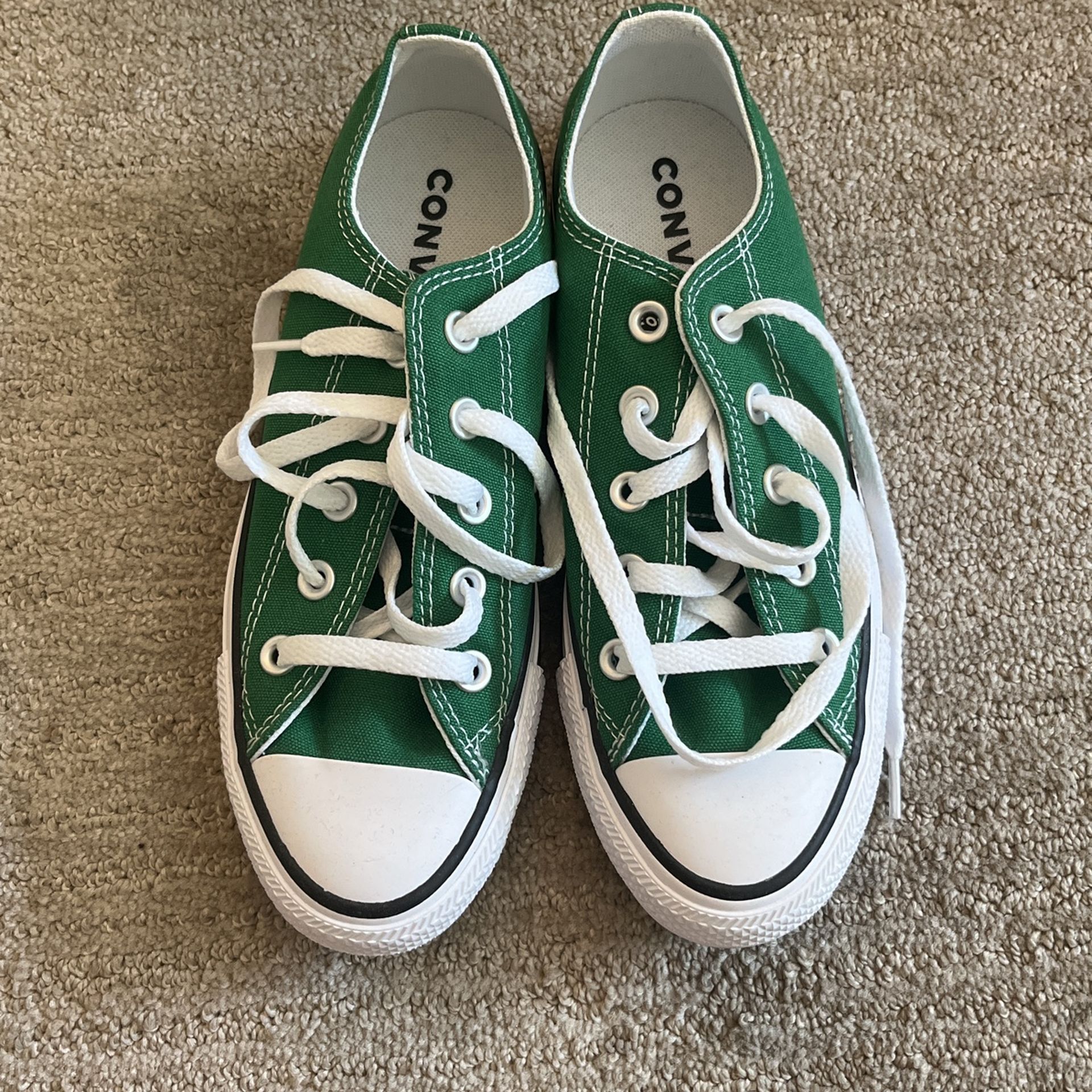 Unworn Women’s Converse Sneakers