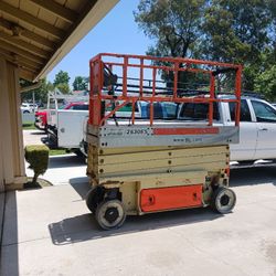 JLG 2630ES