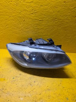 2011 - 2013 BMW E92 E93 328i 335i Xi LCi RIGHT PASSENGER SIDE HEADLIGHT OEM
