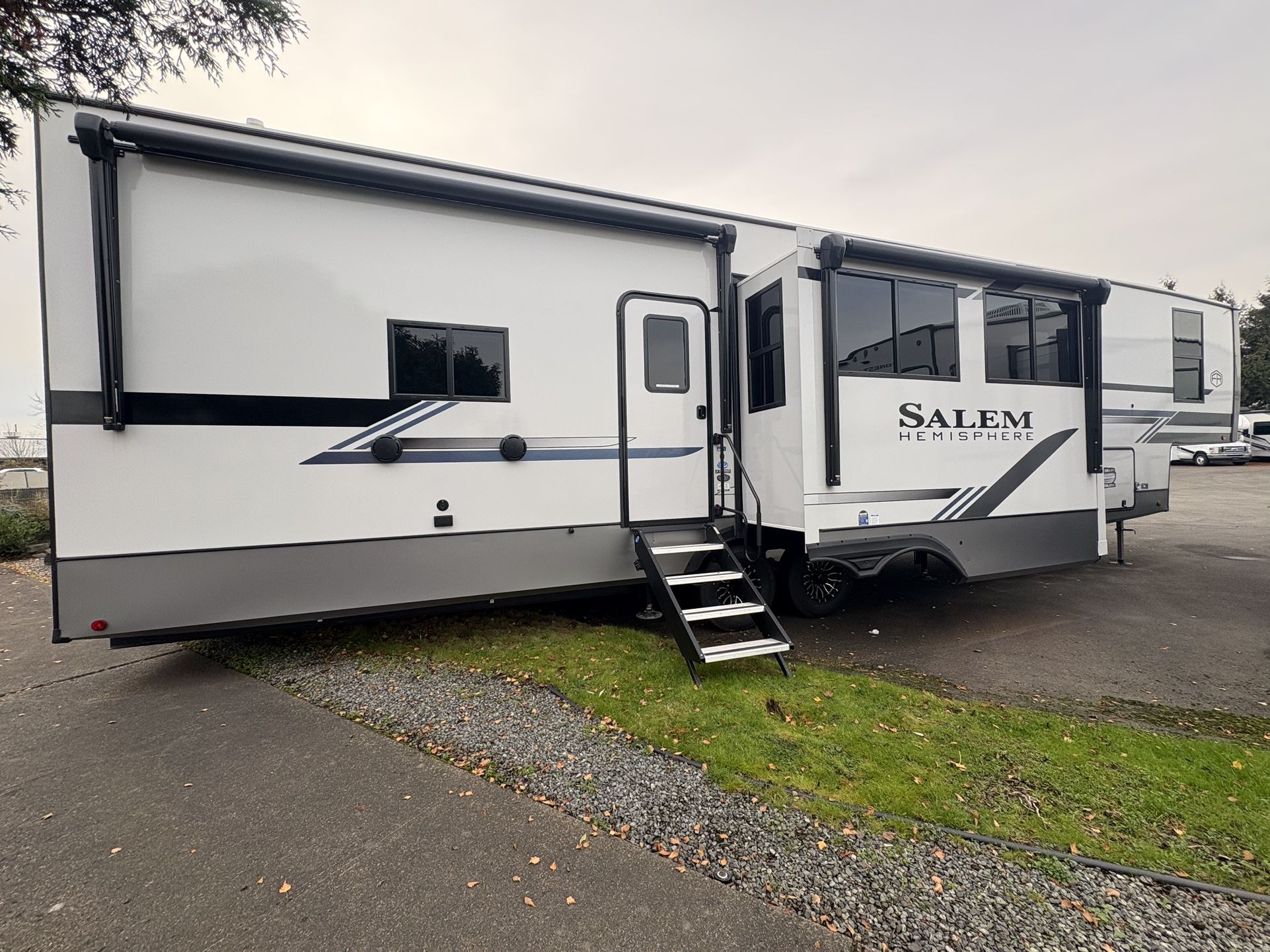 2025 Forest River Salem Hemisphere