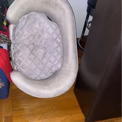 Very nice dog bed daddy use clean