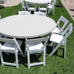 Tables/ Chairs