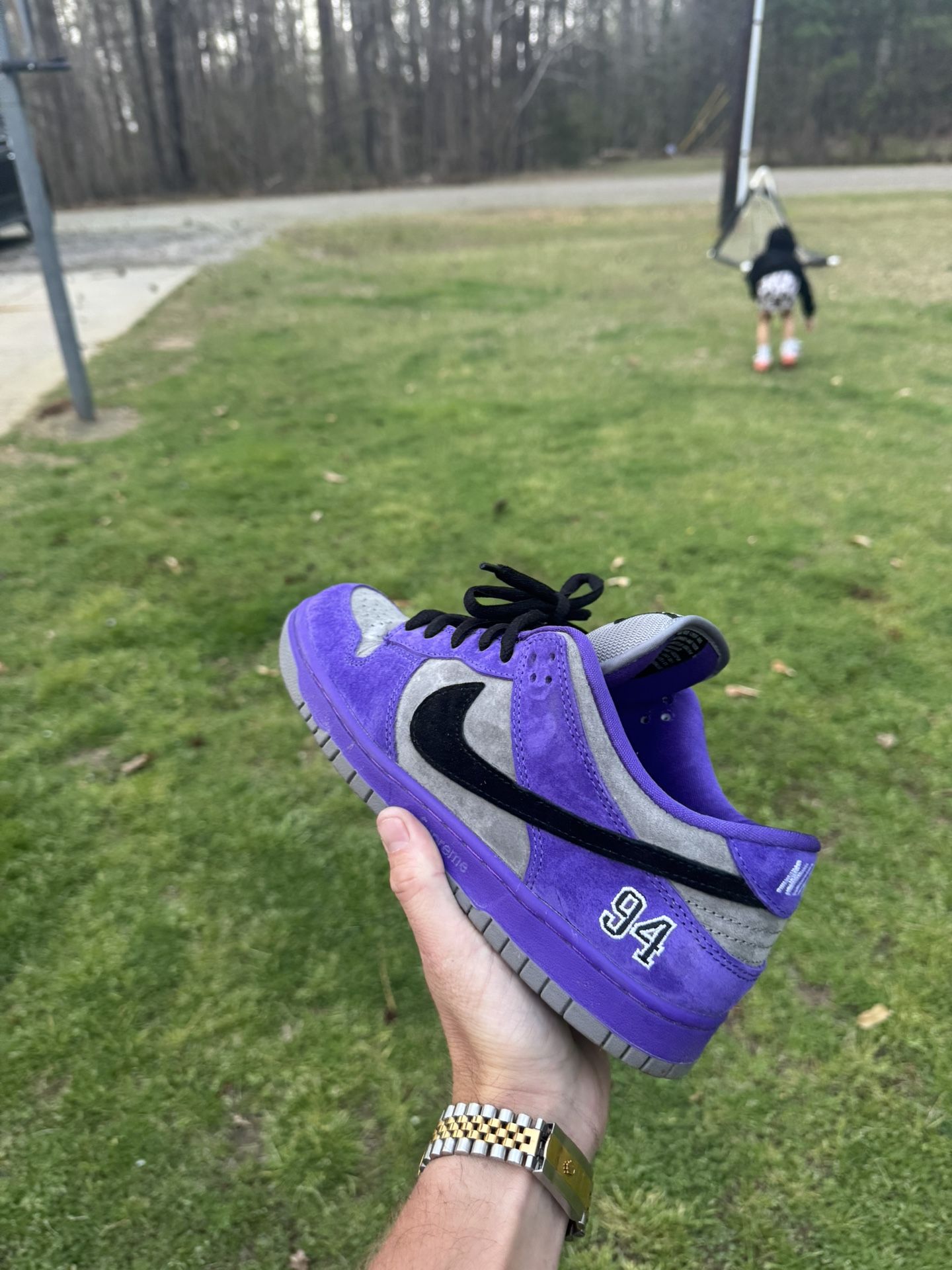 SUPREME X NIKE SB SIZE 8.5 Men 