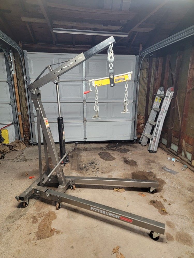 Harbor Freight Engine Hoist w/ Load Lever