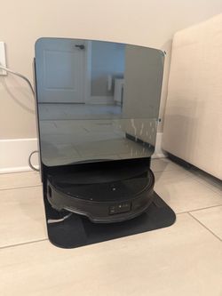 Roborock S8 MaxV Ultra Robot Vacuum and Mop