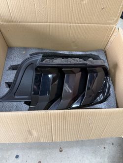 OEM 2015-2023 Ford Mustang taillight passenger