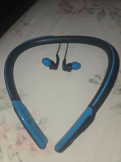 Skull candy earphones no flaws with charger