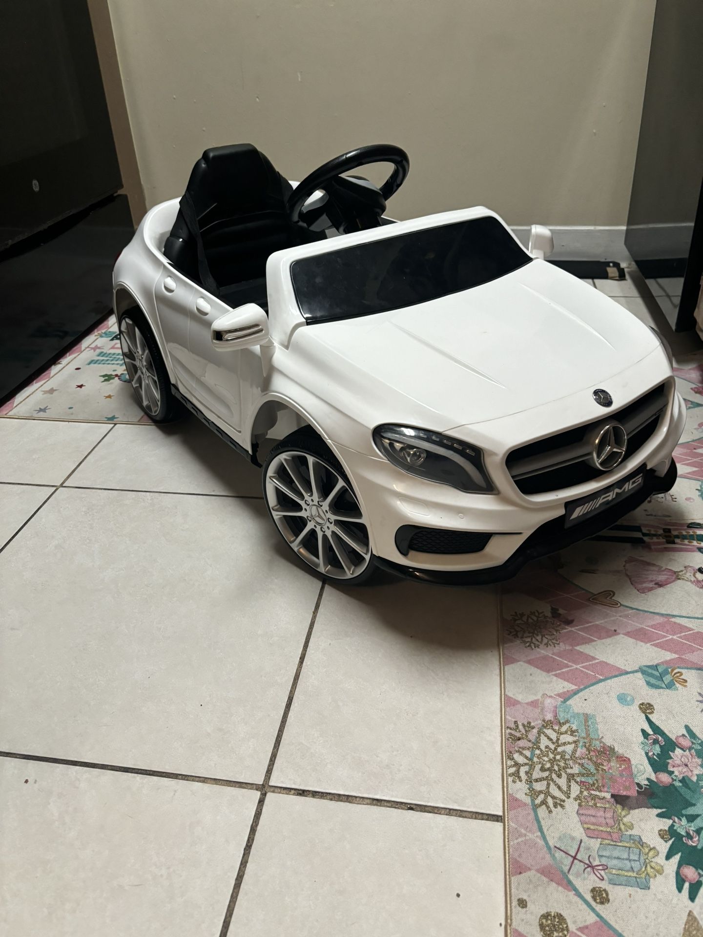 Kids Mercedes Benz Ride On Car 