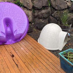 Pet igloo And pet Pool 60.00