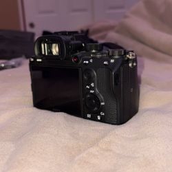 Sony Alpha 7 III Mirrorless Full Frame Camera