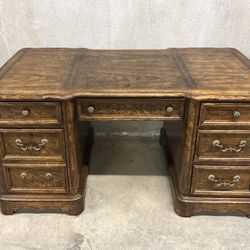 Vintage Thomasville Oak Executive Pedestal Desk