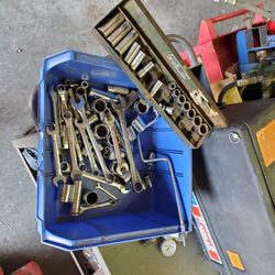 Top Quality Wrenches And Sockets , SK , PROTO,  WILLIAMS,  PC, THORSEN  And More