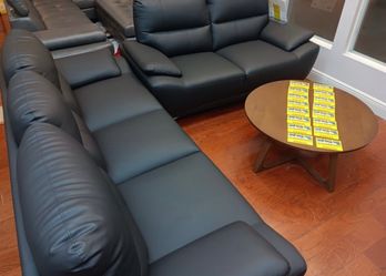 Valencia living room $699