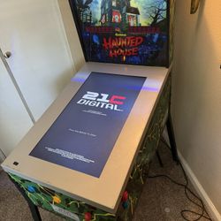 3d Digital Pinball Machine. Works Perfect! Retails For $500! Only $200!