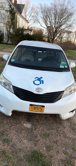 2016 Toyota Sienna