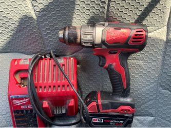 Milwaukee drill set