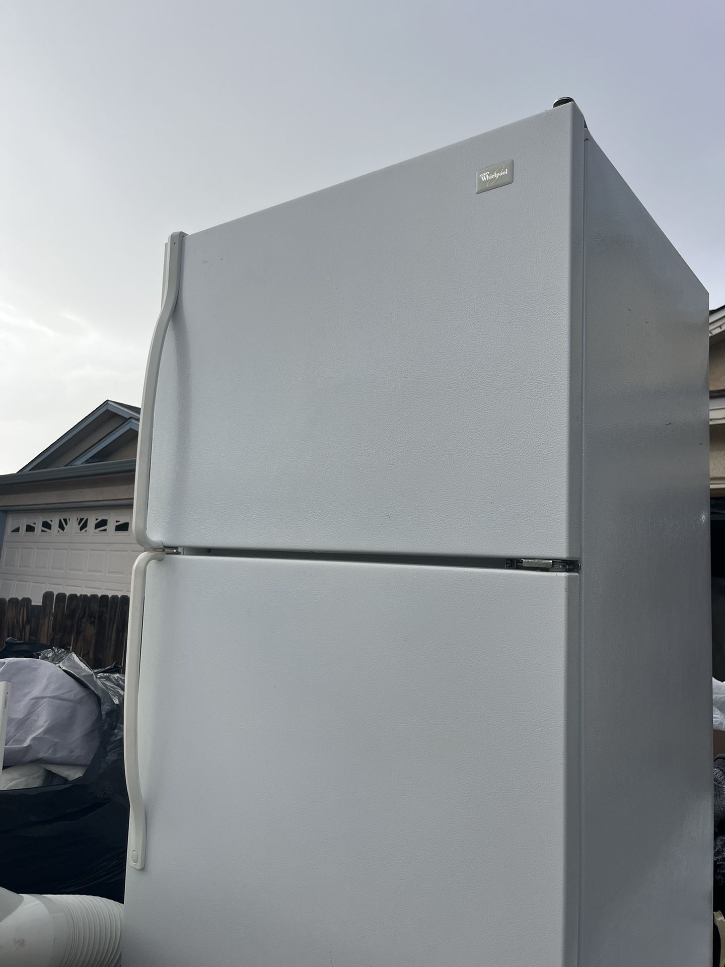 Whirlpool White Fridge 
