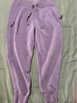 Women’s sweatpants (size M)