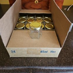 24 pcs 1.5 oz Mini Hexagon Glass Jars w/ Gold Plastisol Lined Lids - 45 ml