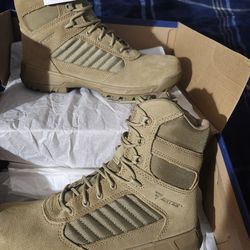 Size 9M Tactical boots