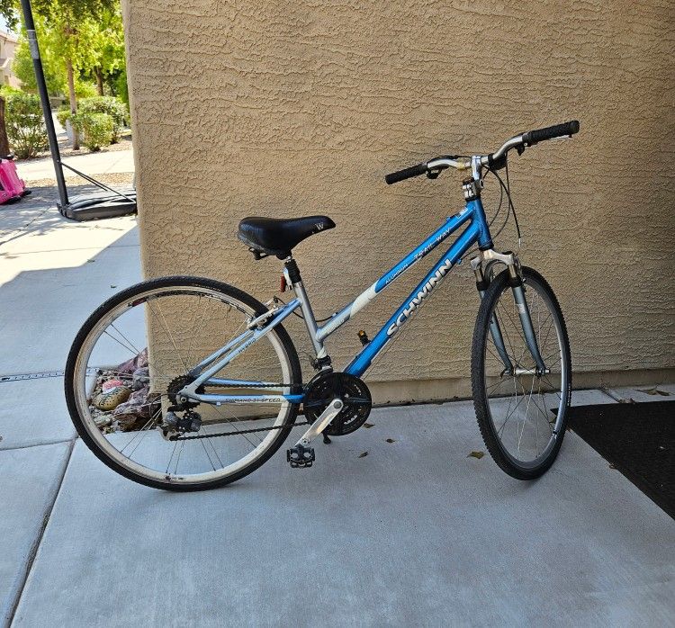 schwinn trailway 21 speed bicycle 28in Blue / One Size alloy linear pull brakes and light yet strong alloy double wall rims Blue Schwinn Trailway Hybrid 28