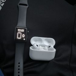 AirPods & Apple Watch