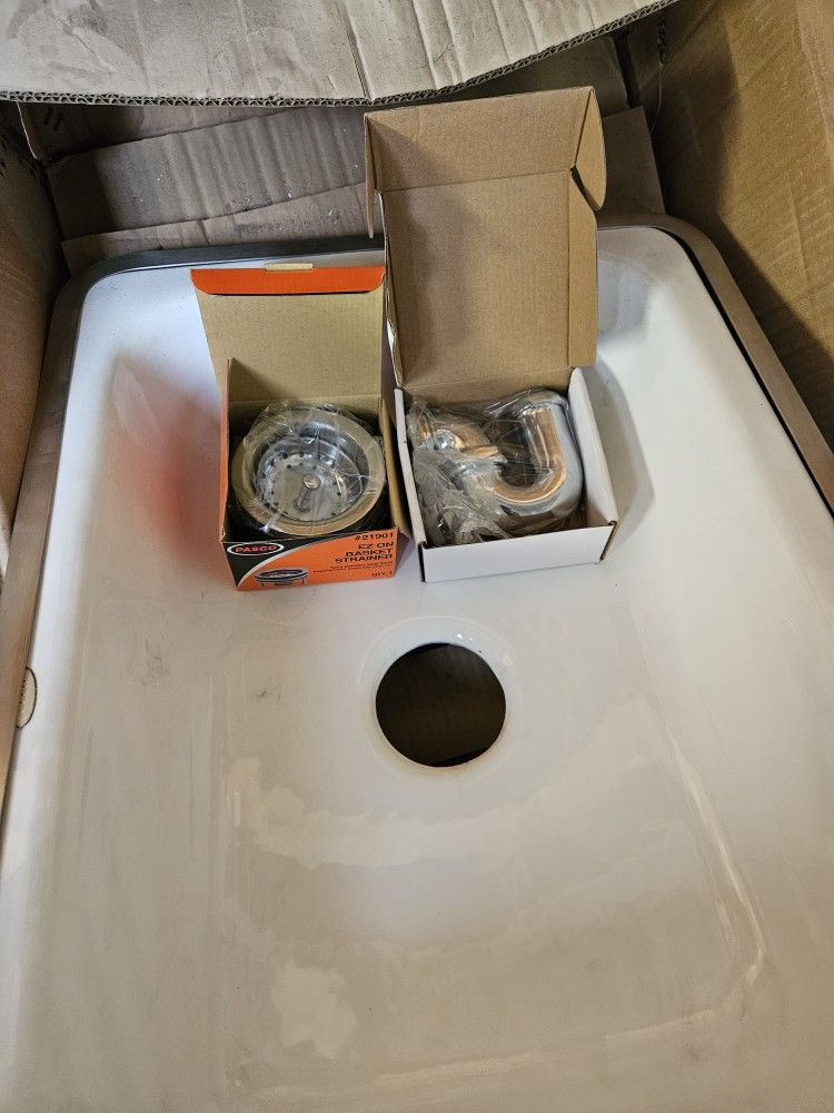 Ceco 24x18 Single Bowl Tile