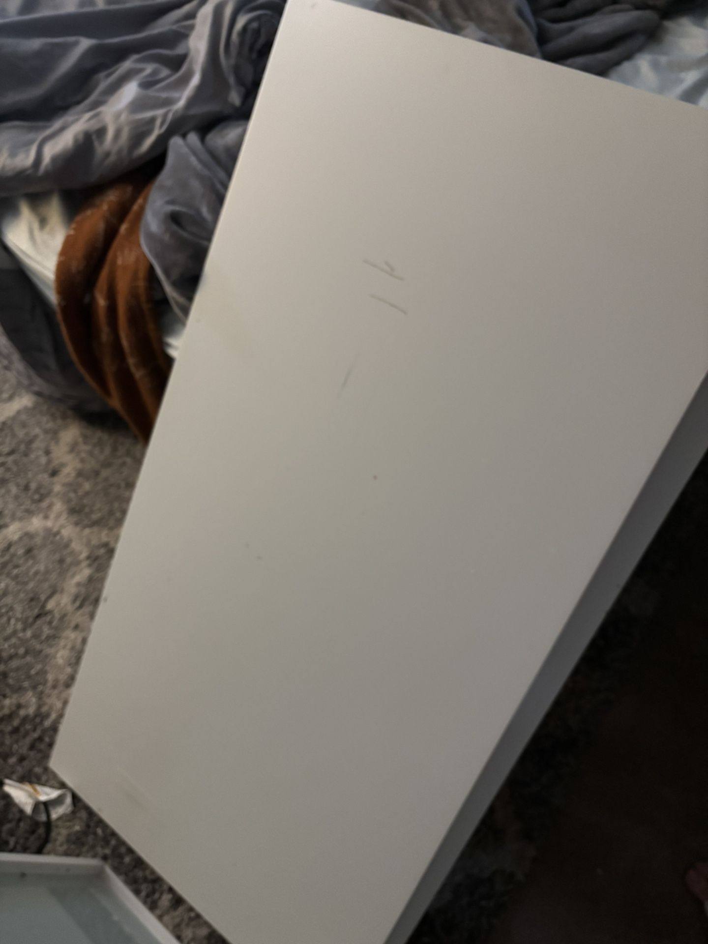 FREE Linnmon IKEA white table top (NO LEGS)