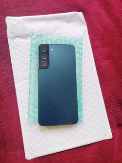 Unlocked Samsung Galaxy S22 PLUS, 256gb