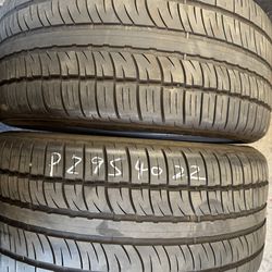 (2) 22” Pirelli Pzero 295/40/22 used tires pair like new