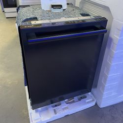 Bosch 100 Premium Dishwasher In Black With 3rd Rack