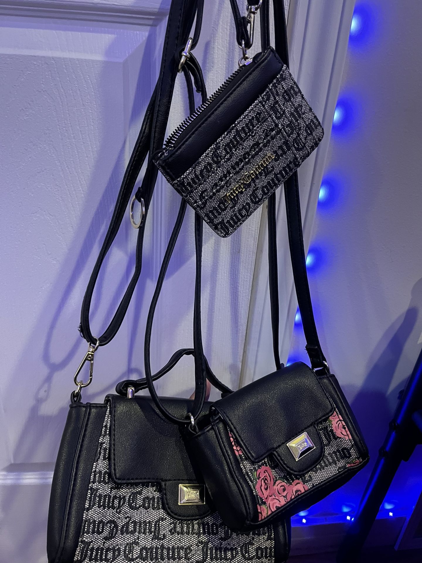 2 Juicy Couture, Purses, And A Matching Wallet