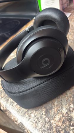 Beats Studio Pro brand new