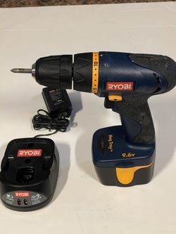 Dril Ryobi, Battery, Charger Case