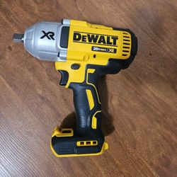 DEWALT XR 20V 1/2 in. Impact Wrench