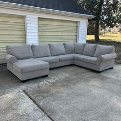 Gray Ashley 3 Piece Sectional