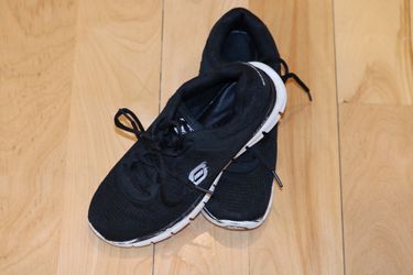 Skech knit best sale memory foam