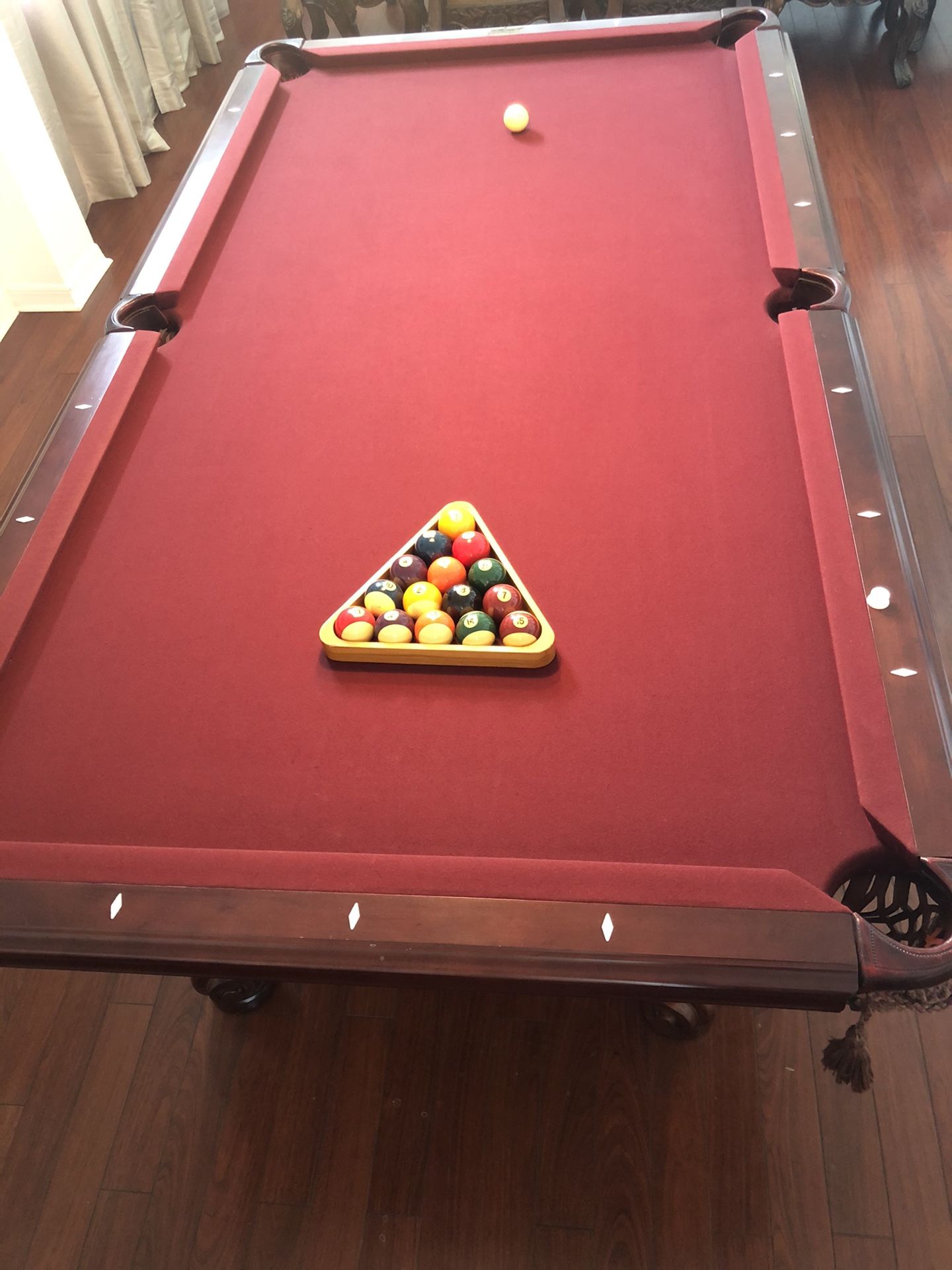 American Heritage Ball in Pool Table - 8ft - with 2 leather Chairs and Accessories