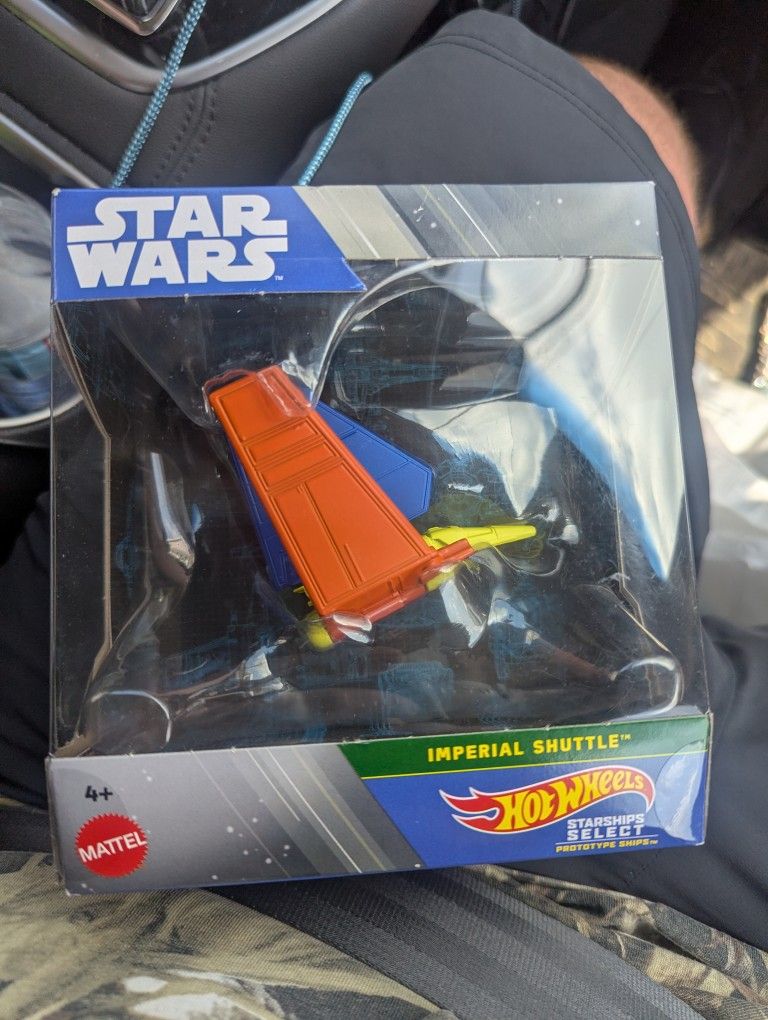 Star wars Imperial Shuttle Hot Wheels