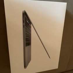 MacBook Pro Empty Box
