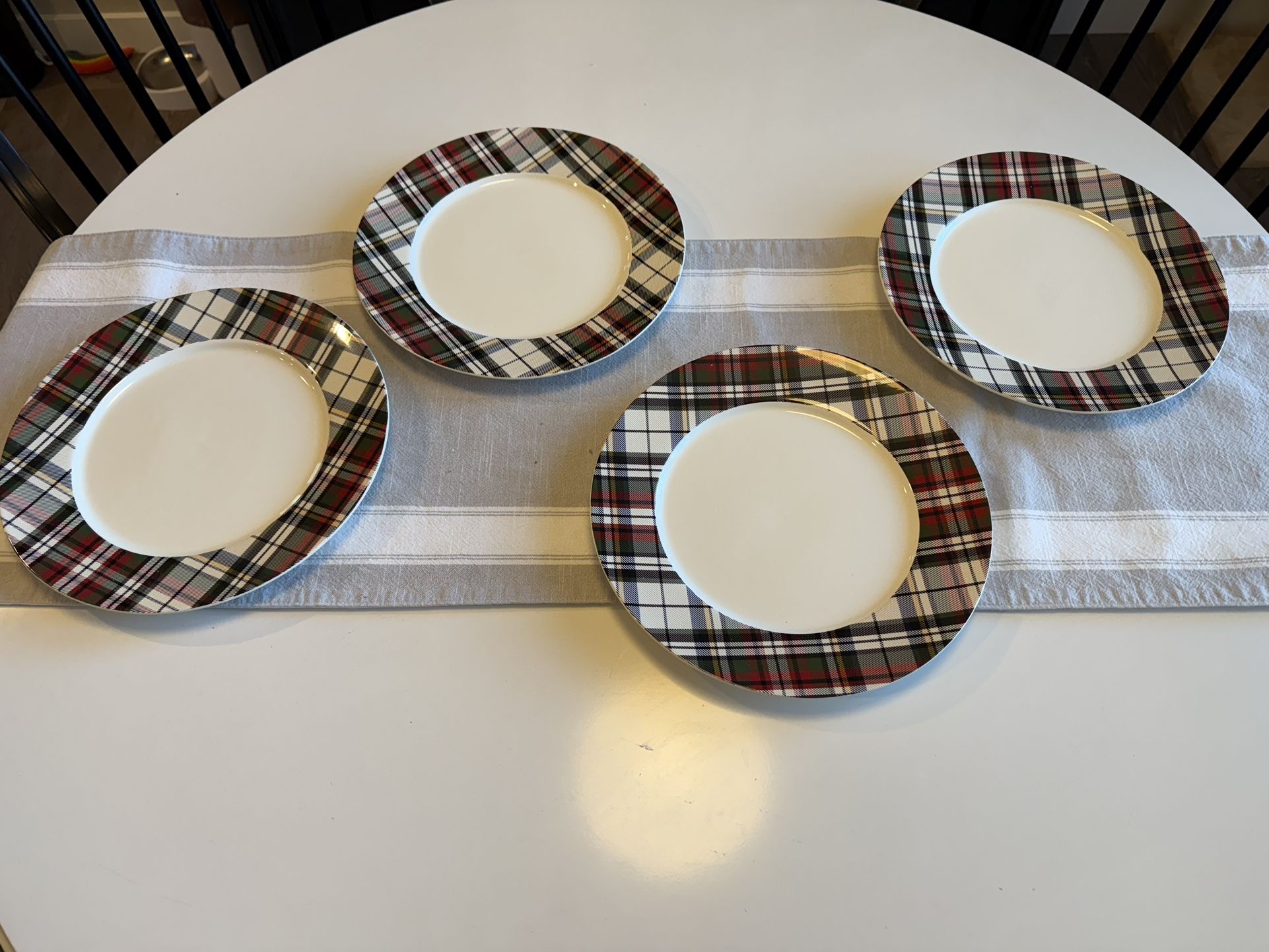 NWOB Pottery Barn Rare Denver Plaid Dinner Plate Set, Never Used