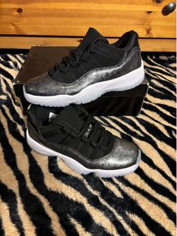 Jordan 11 Barons - Size 8W Sneakers