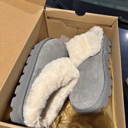 UGG Shoes 