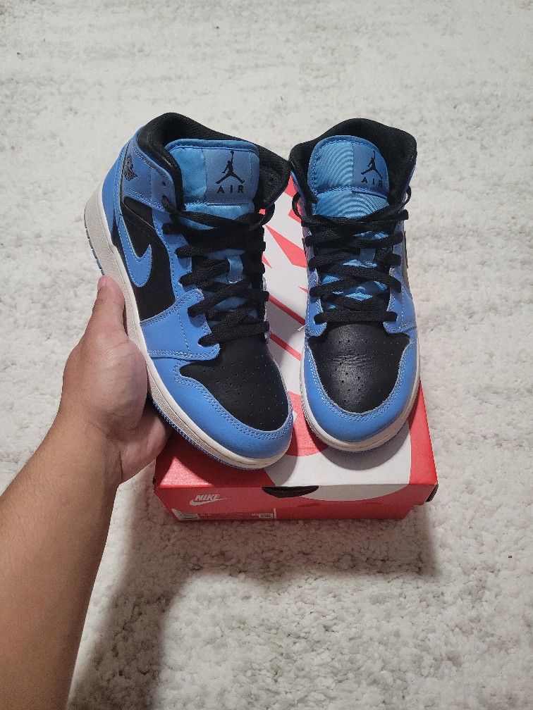 Air jordan 1 university blue