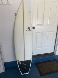 Black Bird Surfboard 5’9