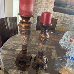 2 Candle Holders With Candle 